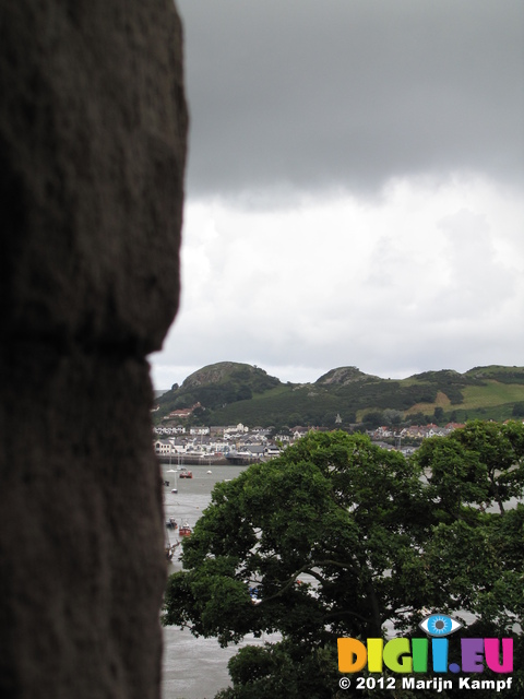 SX23380 Site of former castle, twin peaks of Deganwy